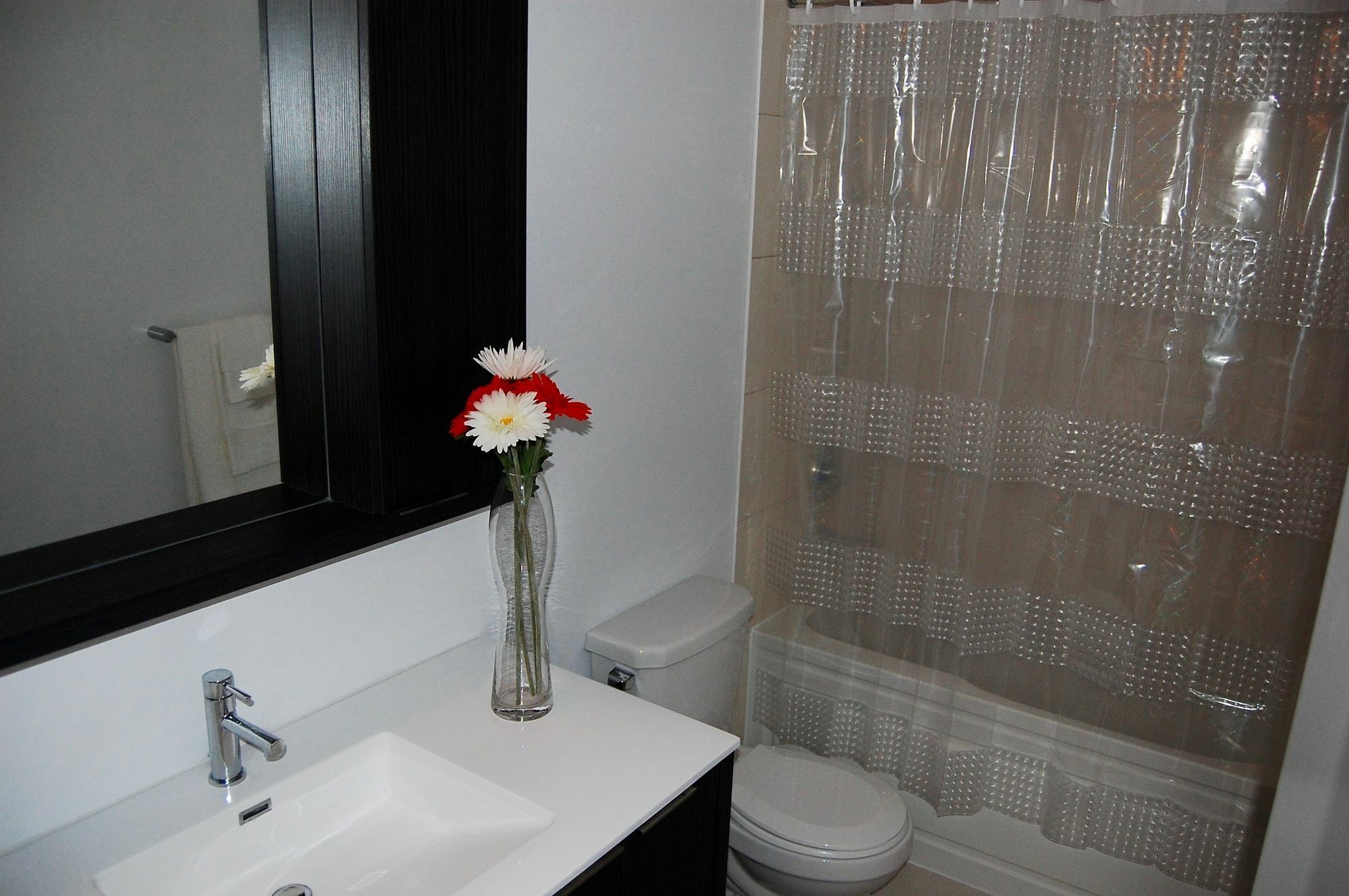 Shops At Don Mills Furnished Apartments Toronto Exterior foto