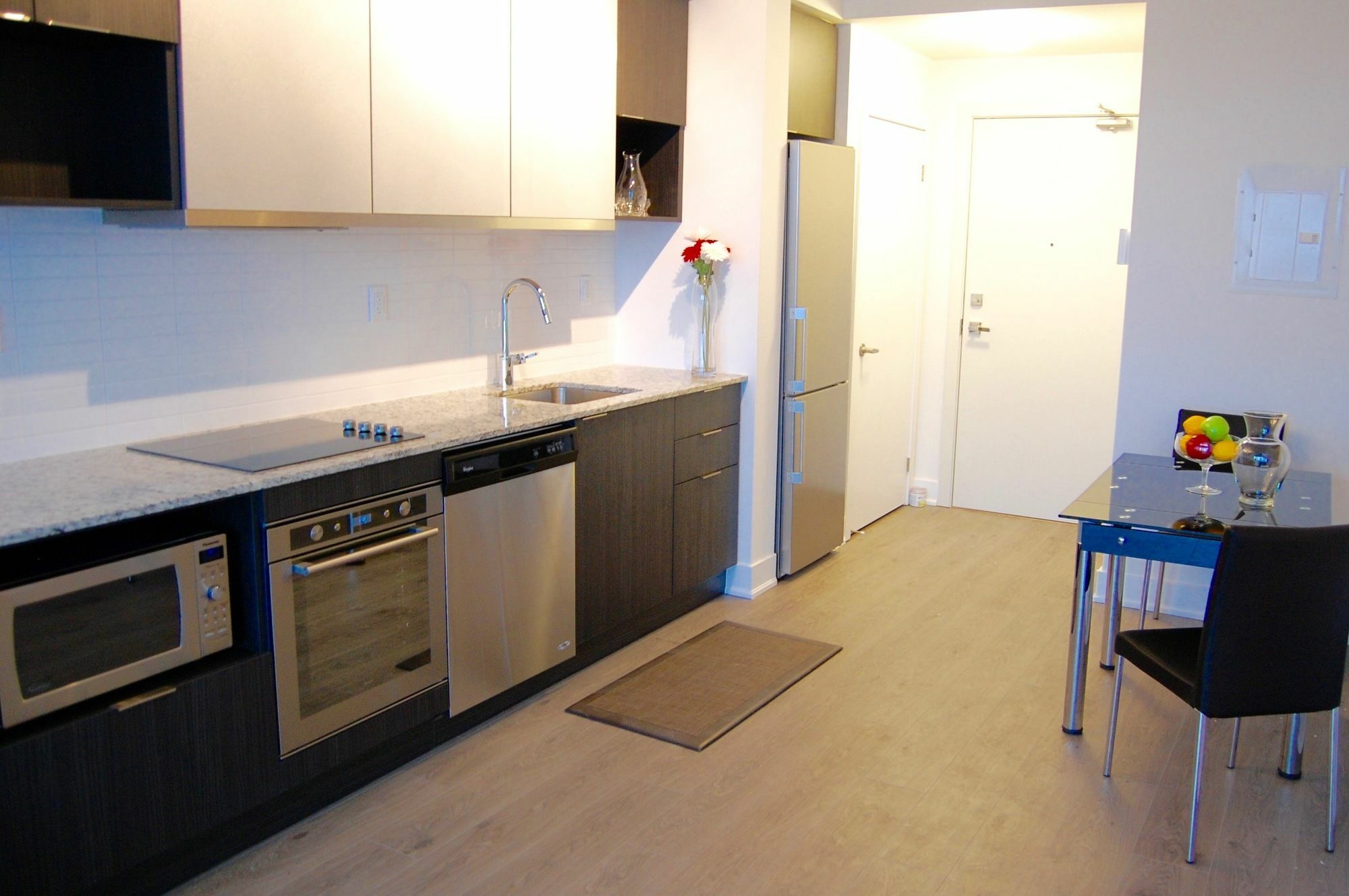 Shops At Don Mills Furnished Apartments Toronto Exterior foto